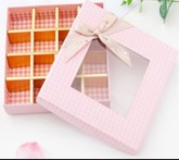 Chocolate gift box 12-holes